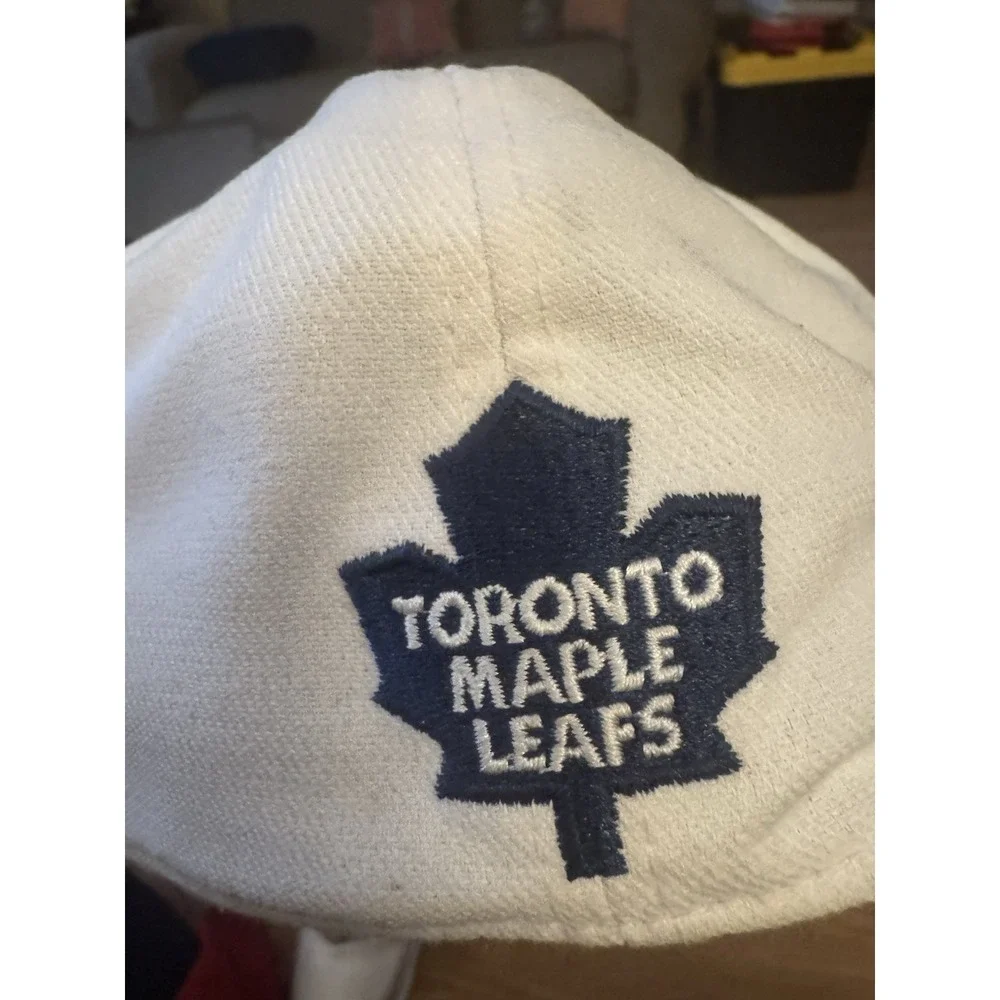 Reebok Toronto Maple‎ Leafs Hat Face Off S/M Blue White Mesh Stretch Hockey Cap